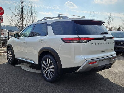 2022 Nissan Pathfinder Platinum