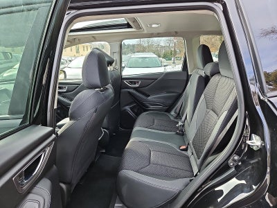 2023 Subaru Forester Premium CVT