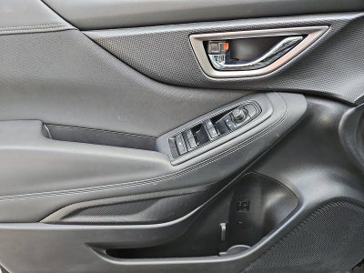 2023 Subaru Forester Premium CVT