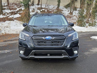 2023 Subaru Forester Premium CVT