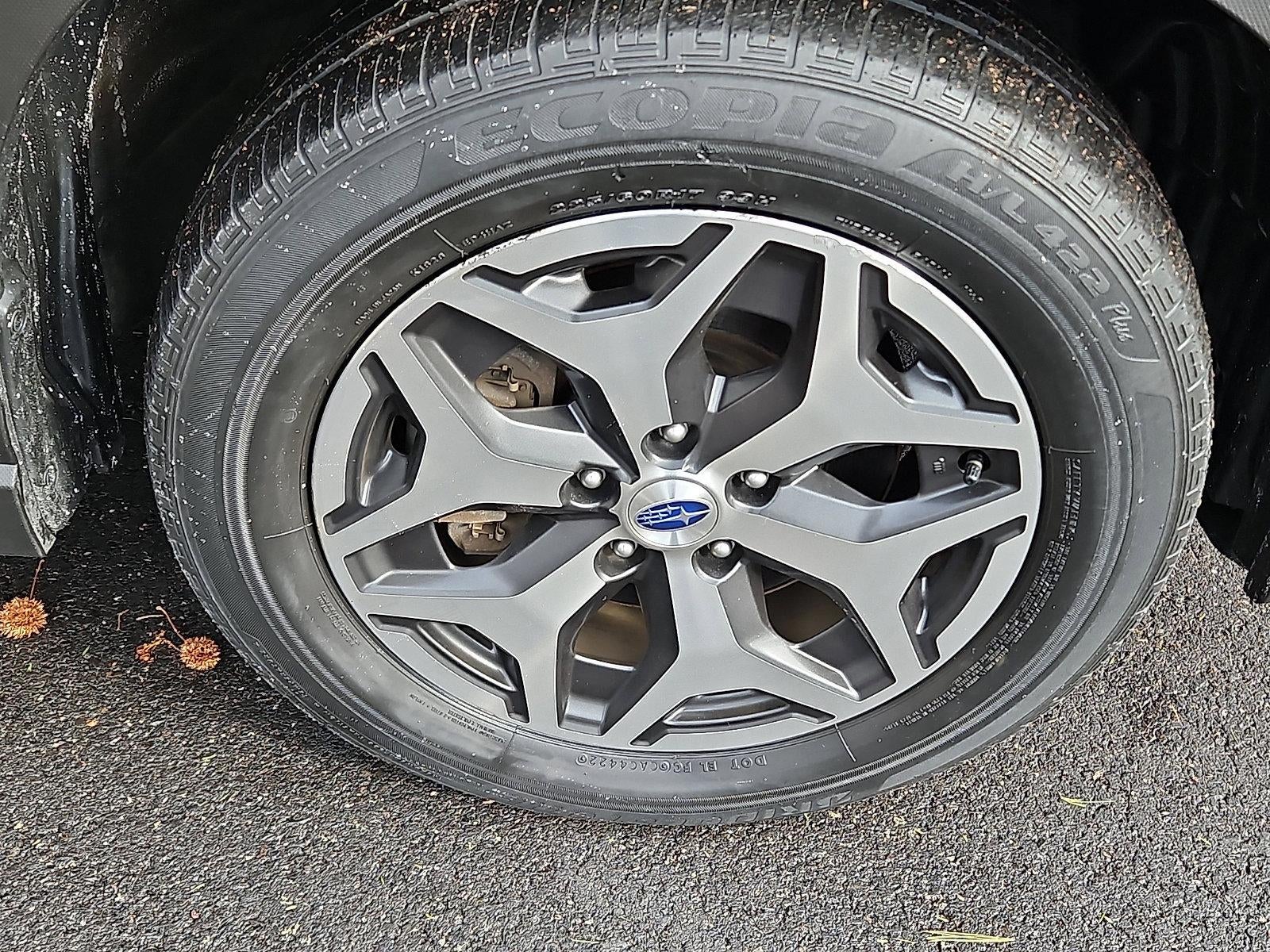 2023 Subaru Forester Premium CVT