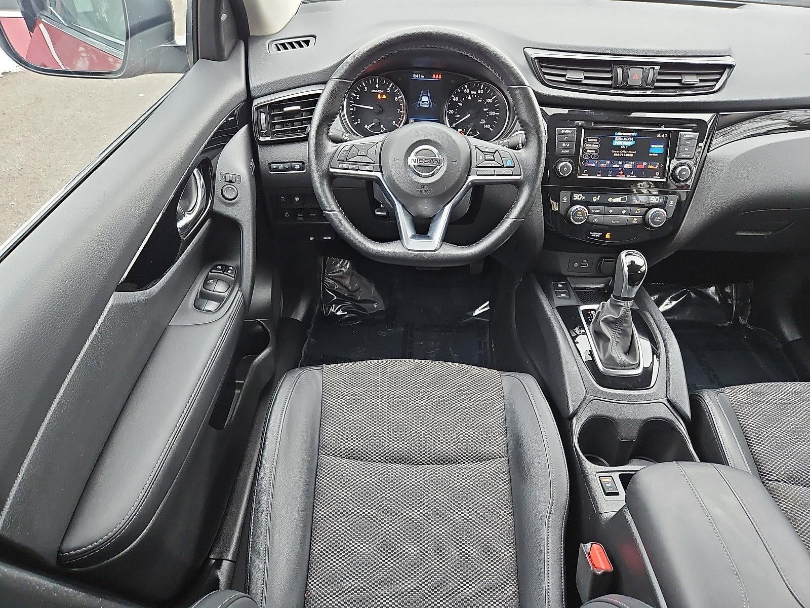 2022 Nissan Rogue Sport SV