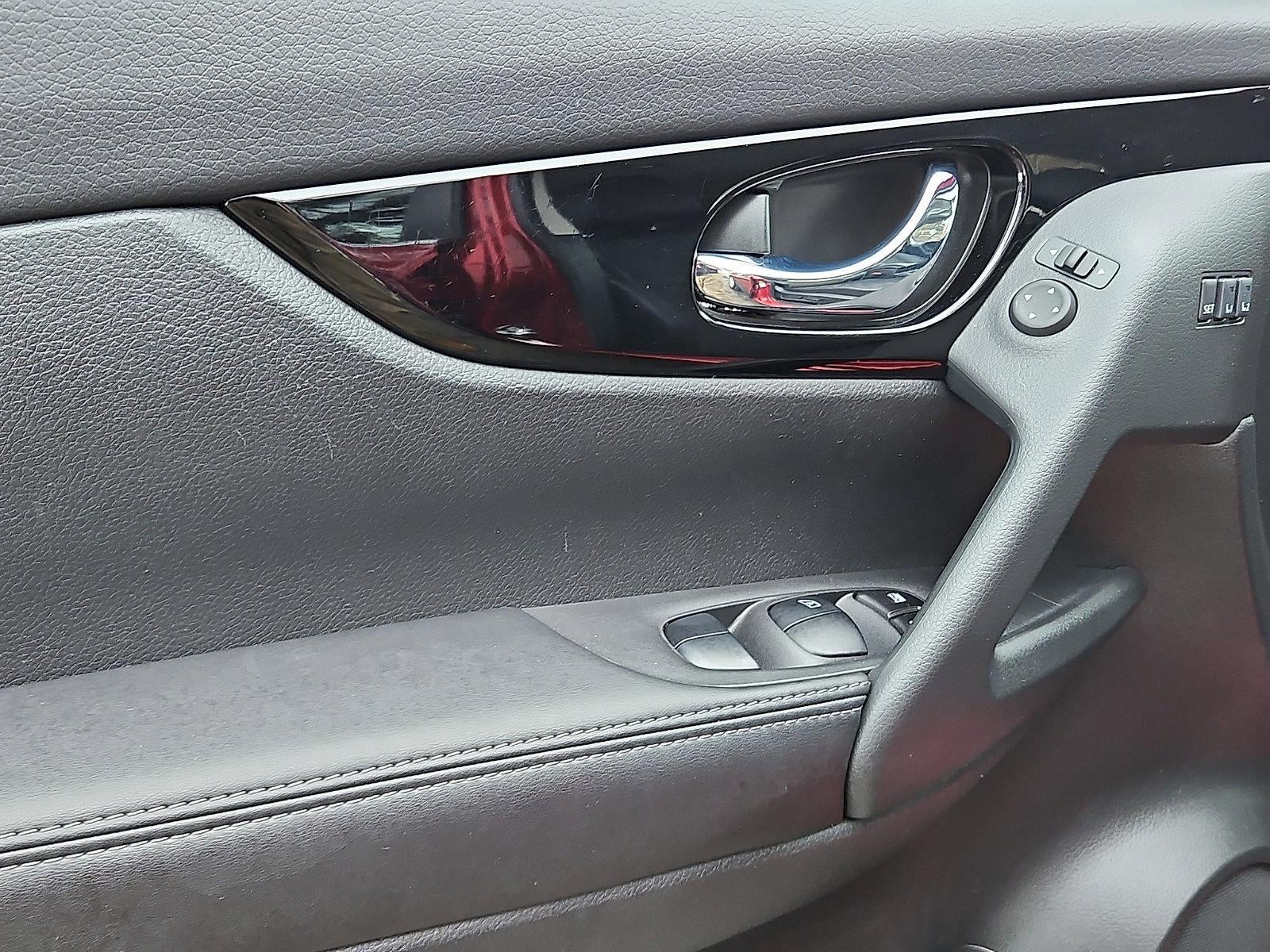 2022 Nissan Rogue Sport SV