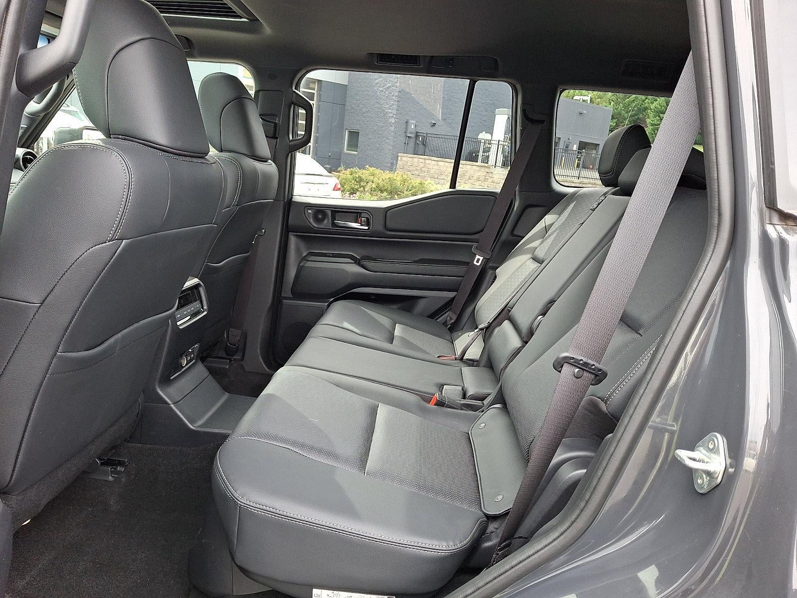 2024 Toyota Land Cruiser 4WD (Natl)