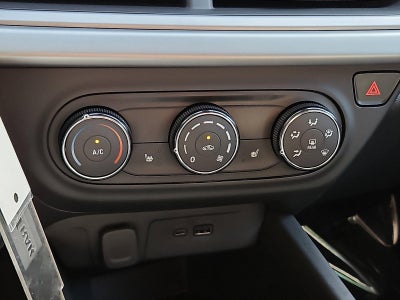 2024 Chevrolet Trax FWD 4dr LS