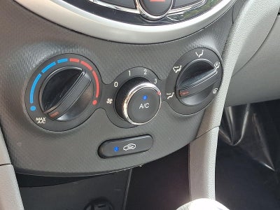 2013 Hyundai ACCENT 4dr Sdn Auto GLS