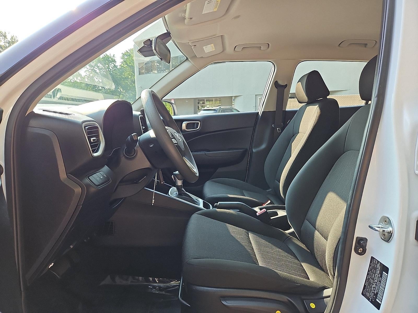 2022 Hyundai VENUE SE IVT