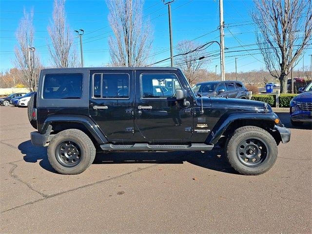 2014 Jeep Wrangler Unlimited 4WD 4dr Sahara