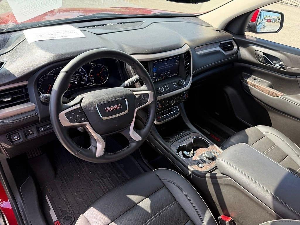 2023 GMC Acadia FWD Denali