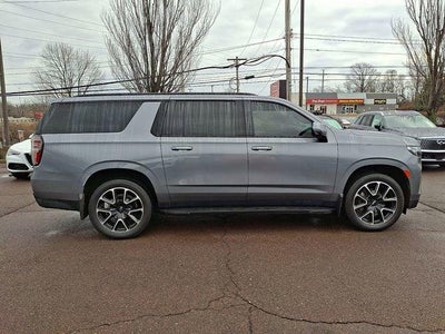 2021 Chevrolet Suburban 4WD RST