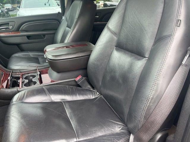 2010 Cadillac Escalade 6.2L V8 AWD Premium