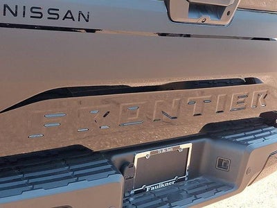2024 Nissan Frontier Crew Cab 4x4 SV