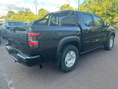 2024 Nissan Frontier Crew Cab 4x4 SV