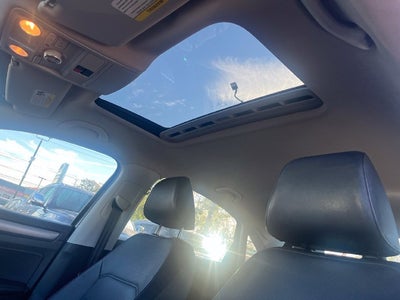 2014 Volkswagen Passat 4dr Sdn 1.8T Auto SE PZEV