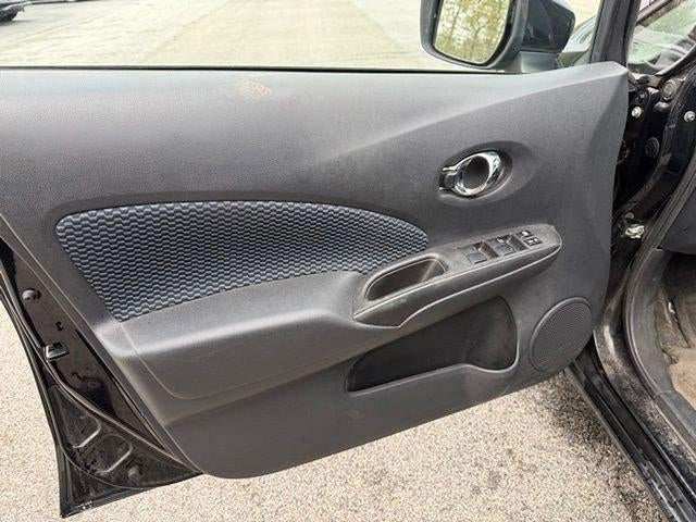 2015 Nissan Versa Note 5dr HB CVT 1.6 SL