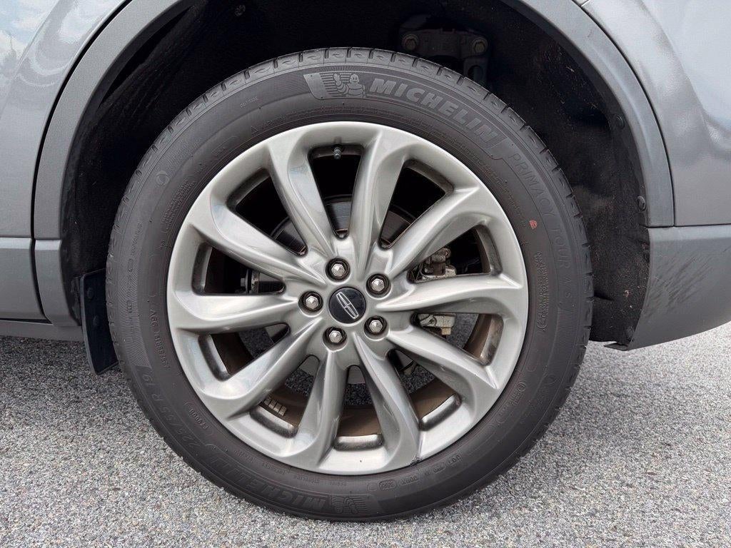 2022 Lincoln Corsair Standard AWD