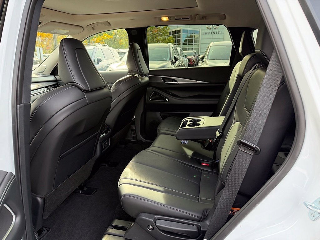2026 INFINITI QX60 LUXE AWD