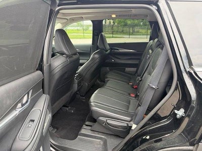 2025 INFINITI QX60 LUXE AWD