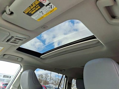 2025 Toyota Highlander XLE AWD (Natl)