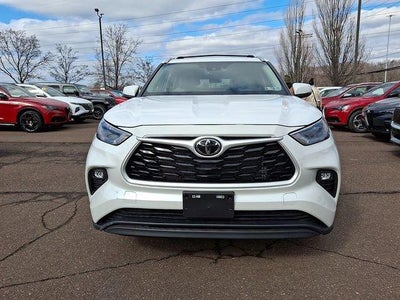 2025 Toyota Highlander XLE AWD (Natl)
