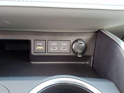 2025 Toyota Highlander XLE AWD (Natl)