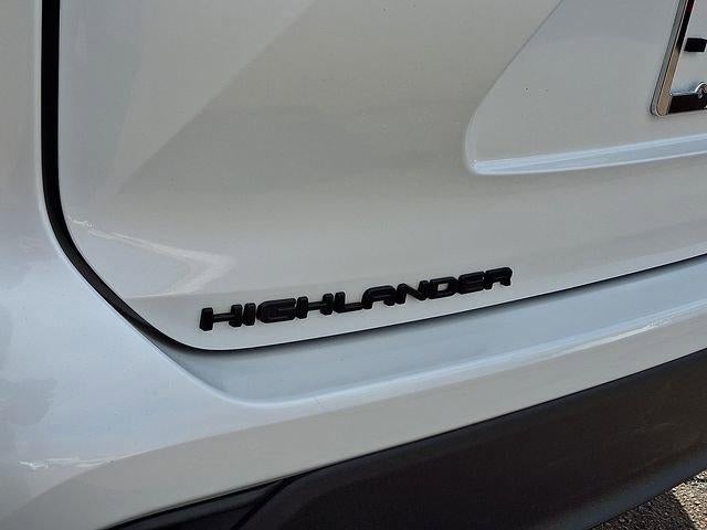 2025 Toyota Highlander XLE AWD (Natl)