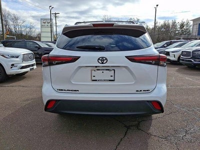 2025 Toyota Highlander XLE AWD (Natl)