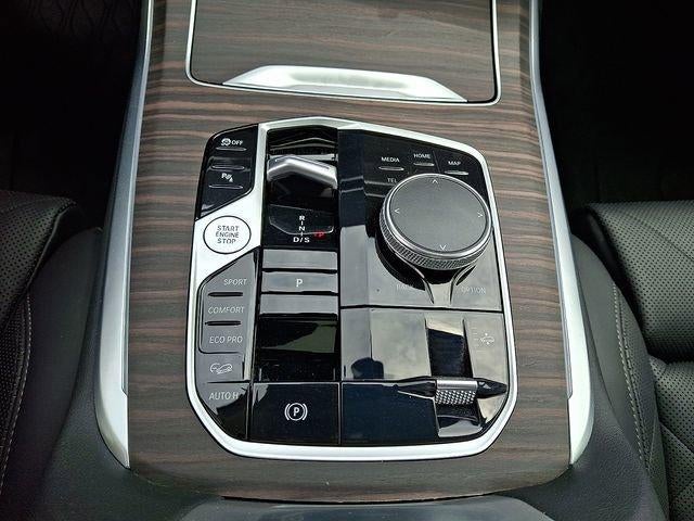 2024 BMW X7 xDrive40i Sports Activity Vehicle