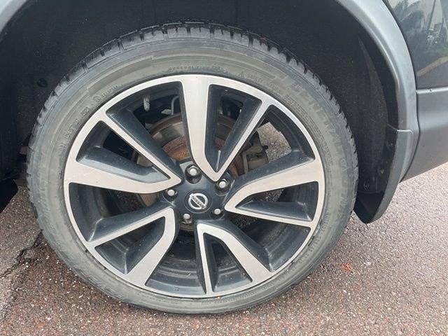 2017 Nissan Rogue Sport AWD SL
