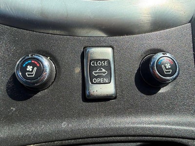 2013 INFINITI G37 Convertible Base
