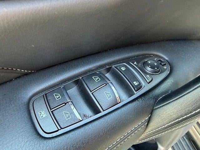 2023 INFINITI QX80 LUXE AWD