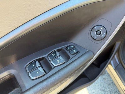 2017 Hyundai SANTA FE SE 3.3L Auto