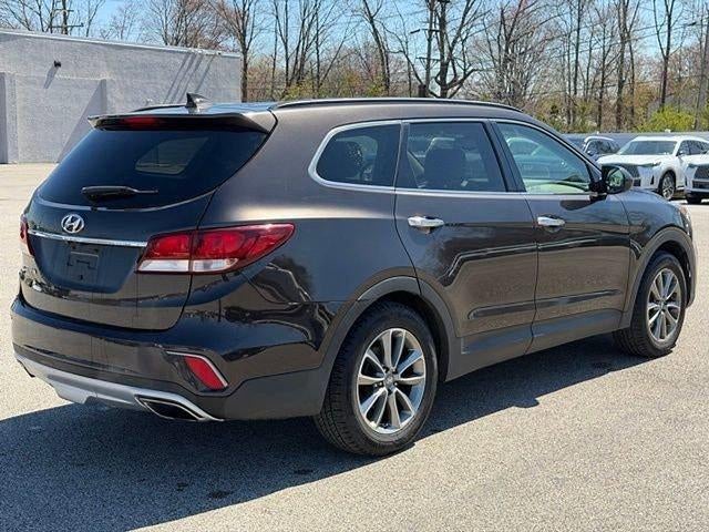 2017 Hyundai SANTA FE SE 3.3L Auto