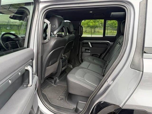 2023 Land Rover Defender 110 X-Dynamic SE AWD