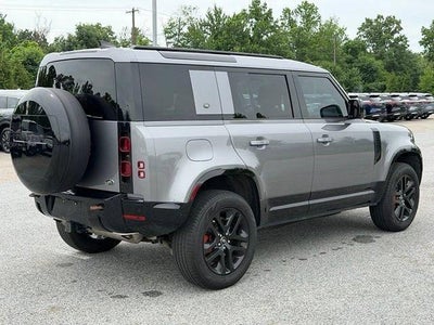 2023 Land Rover Defender 110 X-Dynamic SE AWD