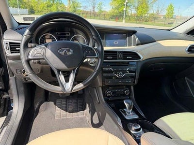 2018 INFINITI QX30 Premium AWD