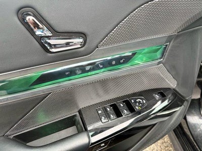 2024 BMW 740i xDrive Sedan