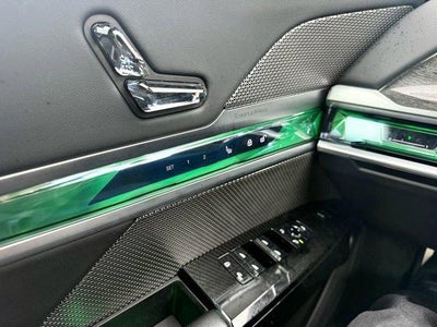 2024 BMW 740i xDrive Sedan