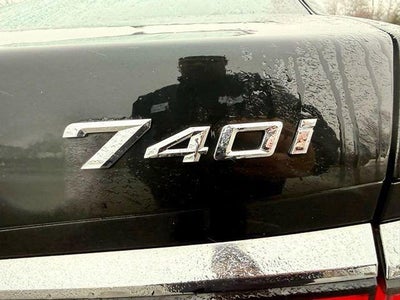 2024 BMW 740i xDrive Sedan