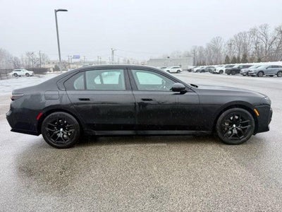 2024 BMW 740i xDrive Sedan