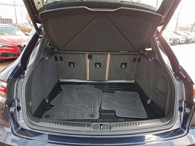 2023 Porsche Macan T AWD