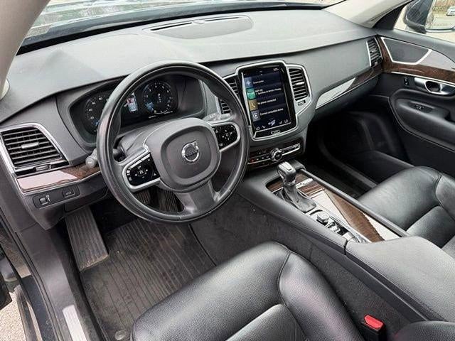 2017 Volvo XC90 T6 AWD 7-Passenger Momentum