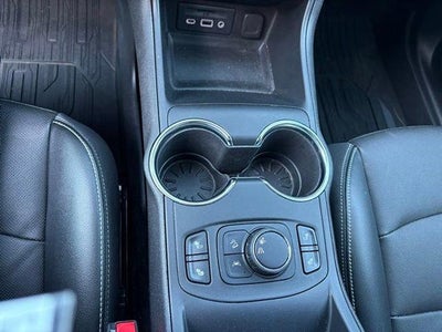 2023 GMC Terrain FWD 4dr SLT