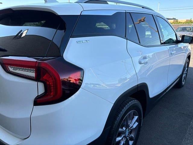 2023 GMC Terrain FWD 4dr SLT