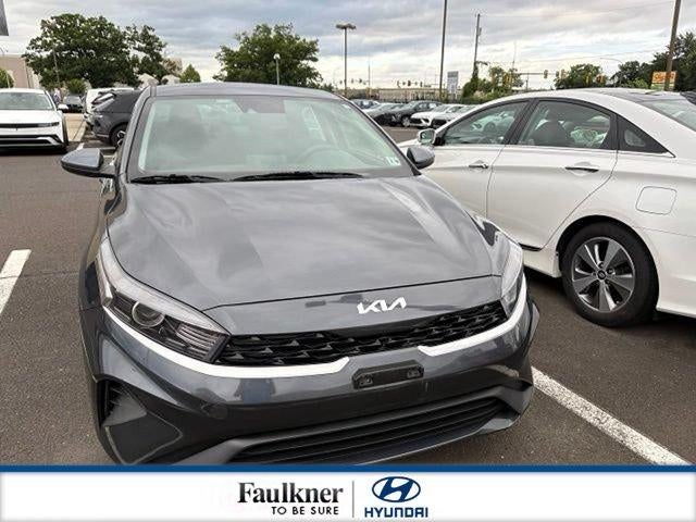 2023 Kia Forte LXS IVT