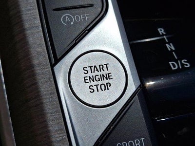 2025 BMW 330i xDrive Sedan