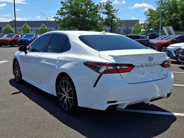 2024 Toyota Camry SE Auto (Natl)