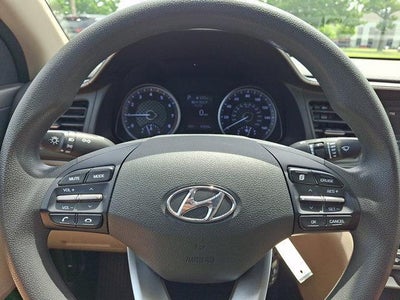 2020 Hyundai ELANTRA SE IVT