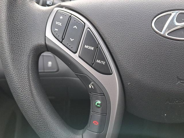 2014 Hyundai ELANTRA 4dr Sdn Auto SE