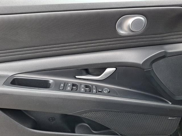 2021 Hyundai ELANTRA SEL IVT